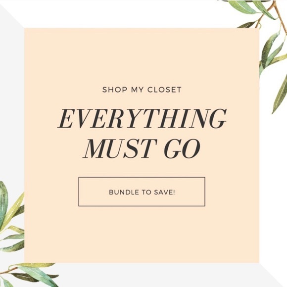 BLACK TEE (but not fully black lmao) - Picture 4 of 4